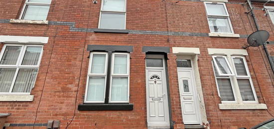 Detached house to rent in Ewart Road, Nottingham NG7