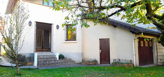 Maison  à vendre, 6 pièces, 3 chambres, 125 m²