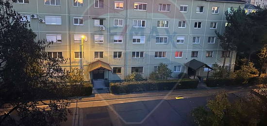 Apartament cu 2 camere de vânzare Cuza Voda zona Semiluna