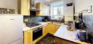 Flat for sale in White City Estate, London W12