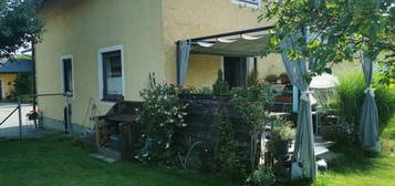 Leben auf dem Land - "Austragshaus" mit Garten &amp; Terrasse