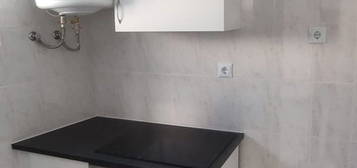 Arrendamento de Apartamento T1  na rua Principal, 56