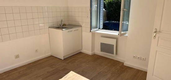 Location appartement 2 pièces 27 m²