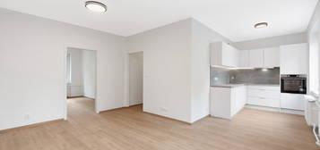 Byt 2+kk, 50 m², Kafkova, Praha
