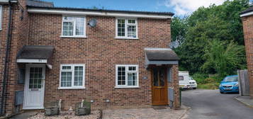 2 bed terraced house for sale