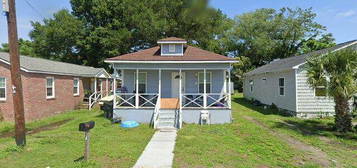 1816 Dayton St, North Charleston, SC 29405