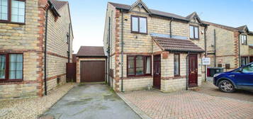 2 bedroom semi-detached house for sale