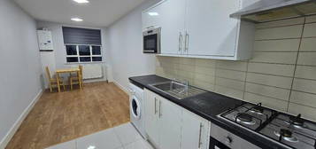 2 bedroom flat