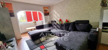 Apartament 4 camere, decomandat, etaj intermediar, Calea ...