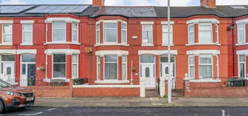 3 bedroom terraced house for sale