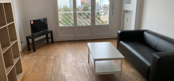 Appartement 65 m2 meublée métro Clémenceau