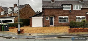 3 bedroom semi-detached house