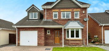 5 bed detached house for sale