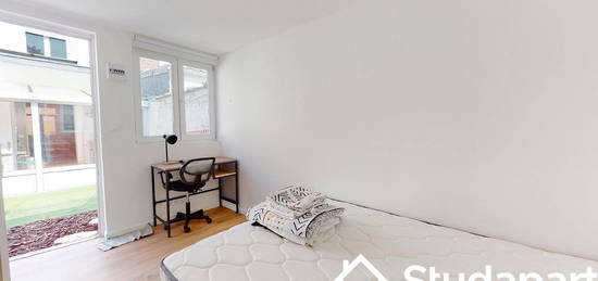 Studio meublé  à louer, 1 pièce, 55 m², Étage 0/–