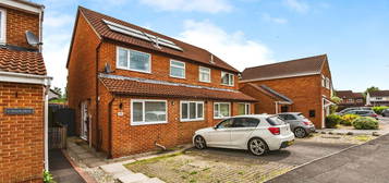 3 bed semi-detached house for sale