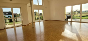 Exklusive 4 Zimmer Erdgeschosswohnung mit großem Garten und traumhaften Weitblick