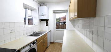 3 bedroom semi-detached house