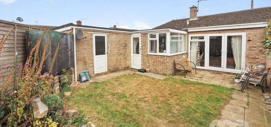 2 bedroom semi-detached bungalow for sale