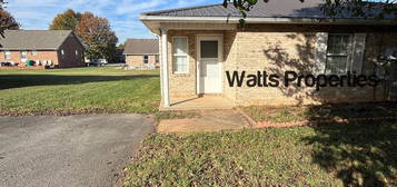 122 12th Ave NW, Winchester, TN 37398