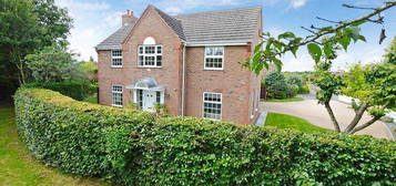 6 bedroom detached house for sale