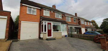 5 bedroom semi-detached house for sale