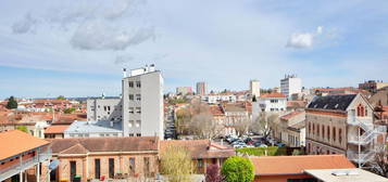 Appartement Toulouse 4 pièce(s) 76 m2 parking et garage