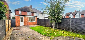 3 bedroom semi-detached house to rent