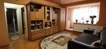 Vând apartament 2 camere în Hunedoara Micro4-Al. Câmpului parter 47mp
