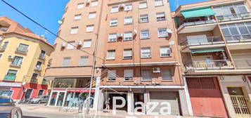 Piso en venta en calle Olivares, 30