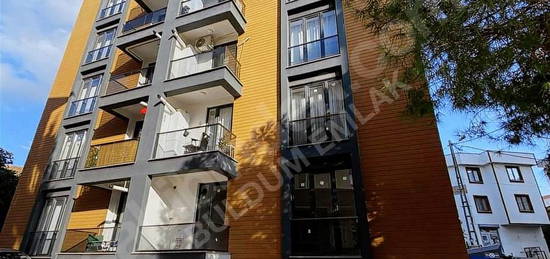 TUZLA AYDINLI MERKEZ İSKANLI BİNADA 2+1 SATILIK FIRSAT DAİRE!!!