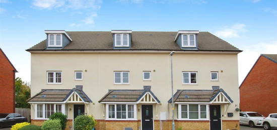 Town house for sale in Coronel Close, Stratton, Swindon SN3