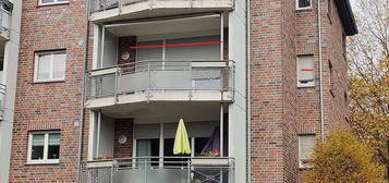 Gepflegte 3-Zimmer-Wohnung mit Balkon und Einbauküche in Krefeld