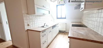 Frisch renovierte 3-Raum-Maisonette-Wohnung mit EBK, 2 Tageslichtbädern, Stellplatz &amp; Abstellraum