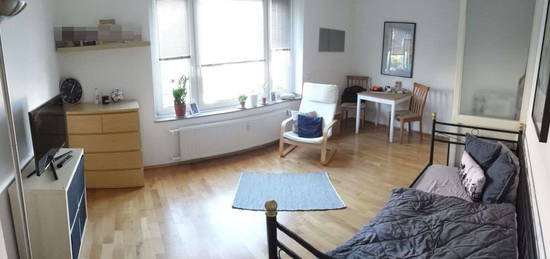 Wochenendfahrer!! Schönes Apartment mit EBK und Duschbad in D-Grafenberg