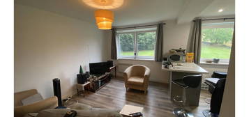 Flat for sale in Parkwood Rise, Keighley BD21