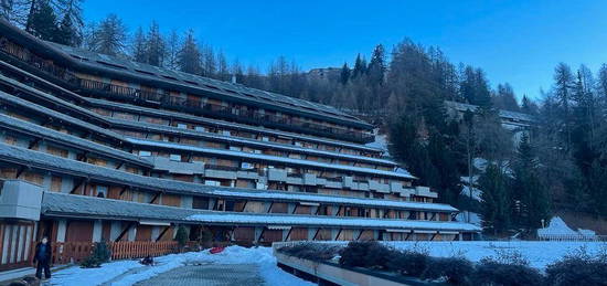 Pila alloggio con posto auto e terrazzo