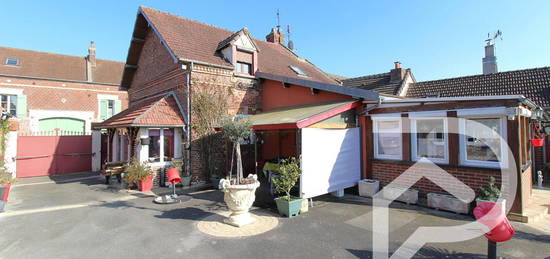 Maison  à vendre, 7 pièces, 3 chambres, 166 m²