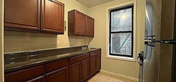 573 W 159th St APT 4, New York, NY 10032