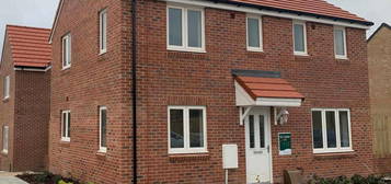 3 bedroom detached house