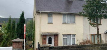 2 bed semi-detached house for sale