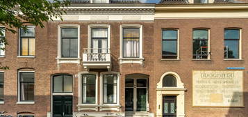 Mgr. van de Weteringstraat 120 B