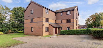 Flat for sale in Woodfall Drive, Crayford, Kent DA1