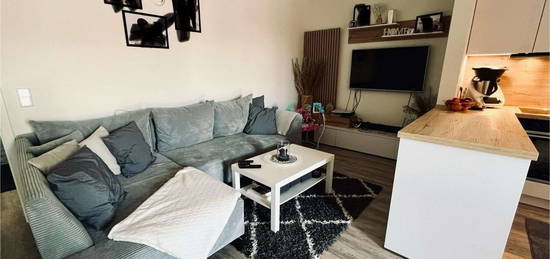 Ansprechende und modernisierte 3-Zimmer-Wohnung mit Balkon und Einbauküche in Zirndorf