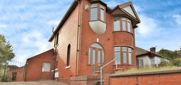 3 bedroom detached house