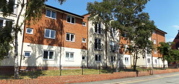 2 bed flat to rent