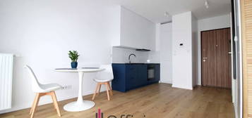 Apartament 30M2 Z Garażem I Komórką, Ursus.