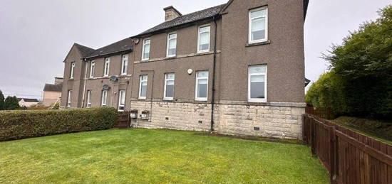 3 bedroom ground floor flat for sale