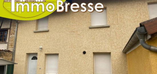 Montrevel en Bresse - A louer appartement T4 - Duplex - 2 chambres