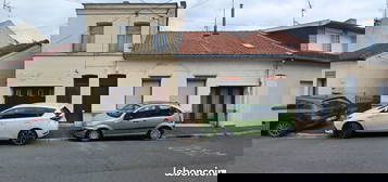 Lot de 2 maisons à rénover