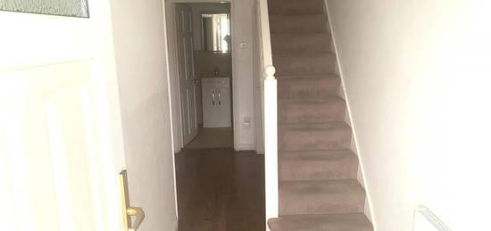 Terraced house to rent in Meadowbank Gardens, Hounslow TW5